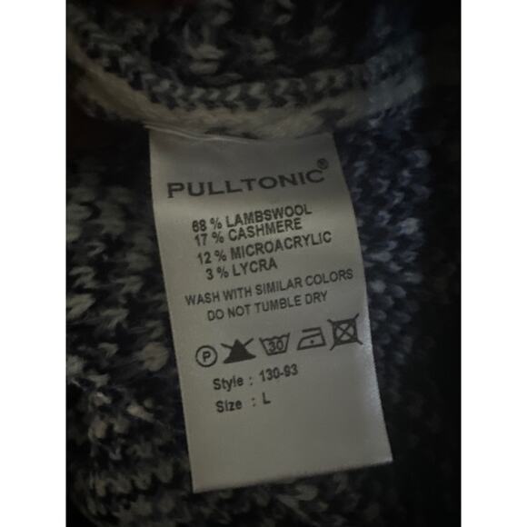 Pulltonic Womens Sweater Sz L Wolf Blue Eyes Navy Trim NEW Cashmere - Picture 8 of 8